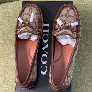 Coach Moira Loafer Khaki/Saddle size 7